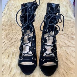 JustFab Carmen Lace Up Heeled Sandal Black Size 6.5 / 7 - New In Box